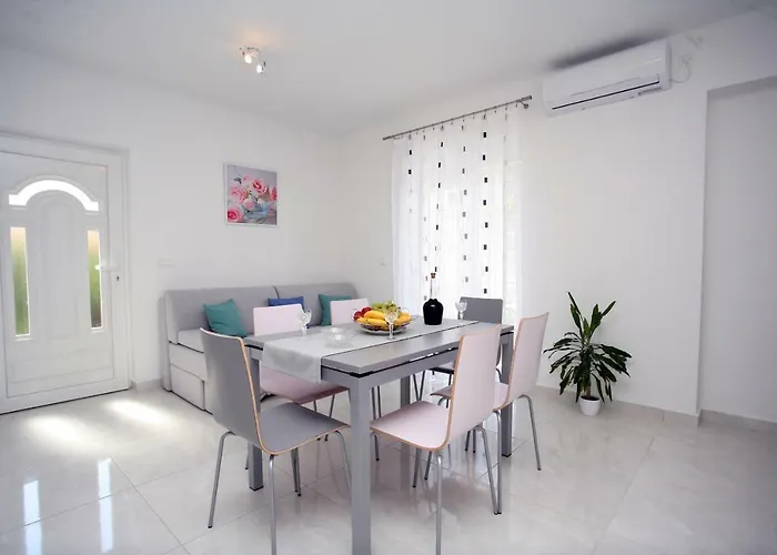 Fantasy アパート