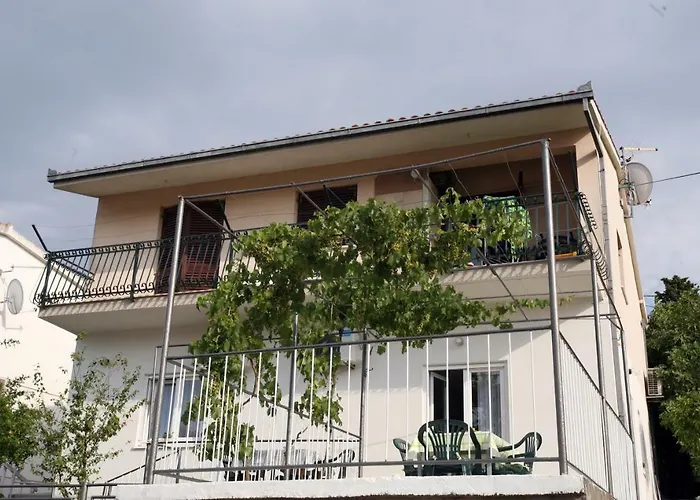 Fantasy アパート