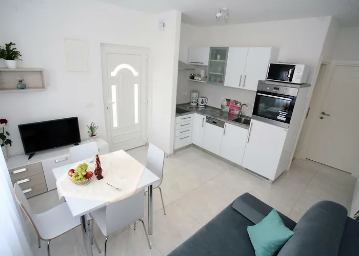 Fantasy アパート